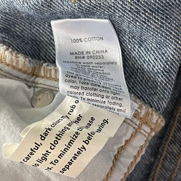 Pacsun SZ 26 Mom Jeans Hi-Rise Button-Fly Distressed Whiskered Medium Wash Blue - Picture 10 of 10